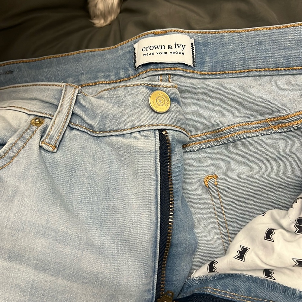 Crown & Ivy EUC high-rise skinny crop jeans distressed size 12